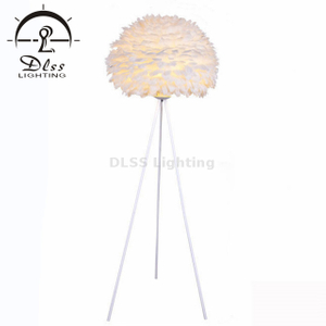 Inspiration on Lighting Design Lampe de table trépied en plumes blanches et grises Lampadaire 9812